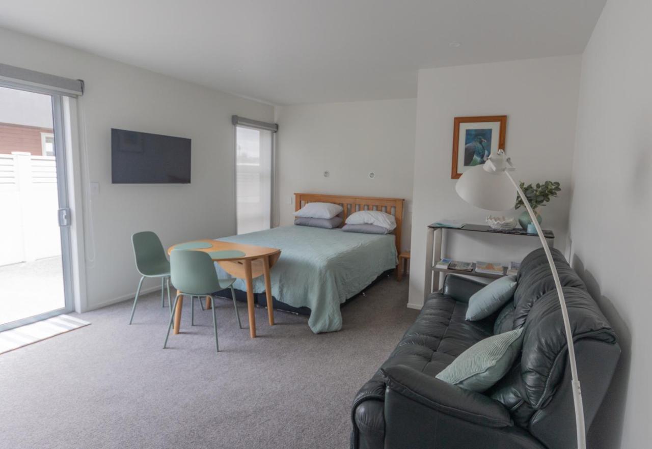 Marsden Cove Canal Haven With Spa Pool One Tree Point 외부 사진